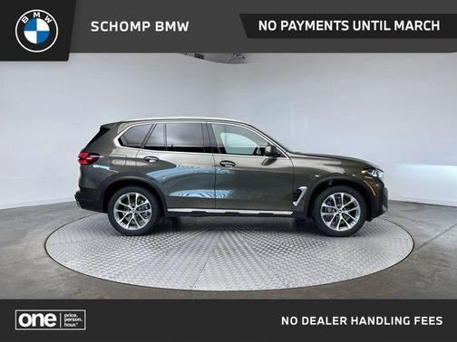 Manhattan Green Metallic 2026 BMW X5 xDrive40i SUV