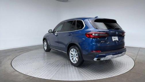 2023 BMW X5 PHEV xDrive45e