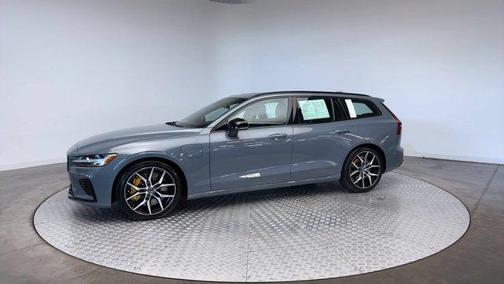 Thunder Gray Metallic 2024 Volvo V60 Recharge Plug-In Hybrid T8 Polestar Engineered