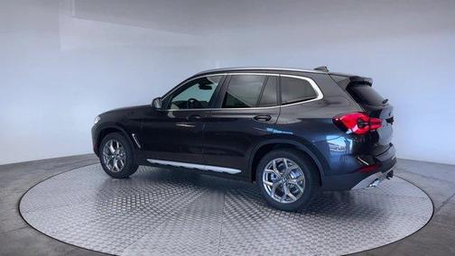 Dark Graphite Metallic 2024 BMW X3 xDrive30i