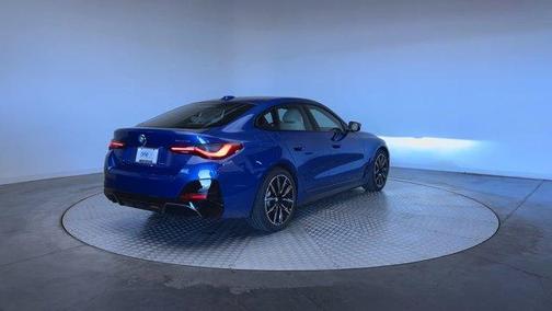Portimao Blue Metallic 2026 BMW i4 Gran Coupe xDrive40