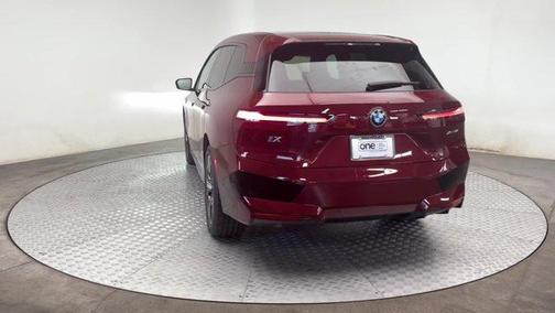 Aventurin Red Metallic 2024 BMW iX xDrive50