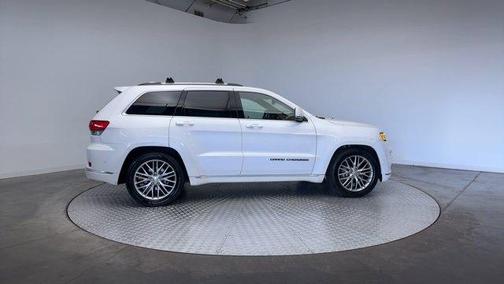 2017 Jeep Grand Cherokee Summit