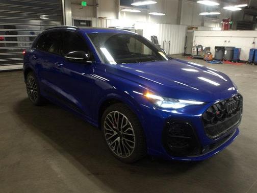 Ultra Blue Metallic 2025 Audi SQ5 3.0T quattro Premium