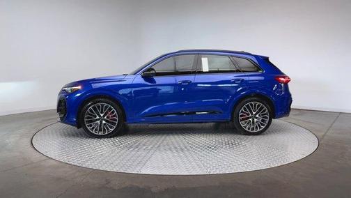 Ultra Blue Metallic 2025 Audi SQ5 3.0T quattro Premium