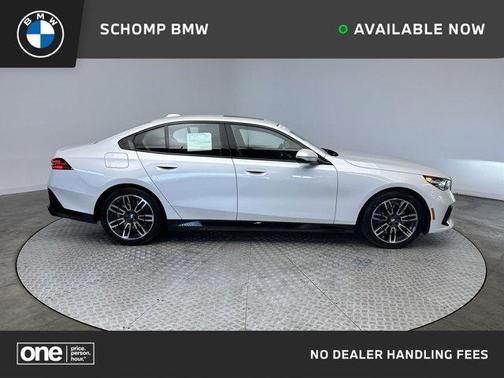 2025 BMW 530 i xDrive