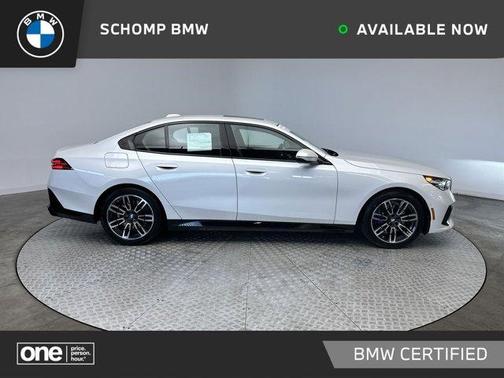 2025 BMW 530 i xDrive