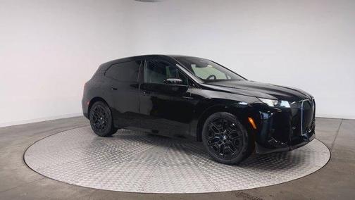 2026 BMW iX xDrive60