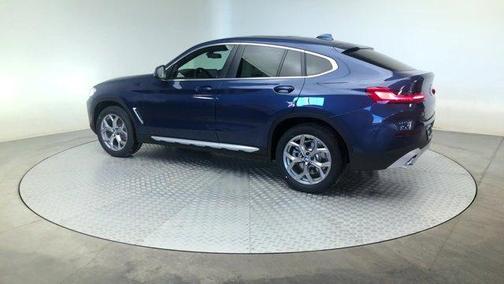 2023 BMW X4 xDrive30i