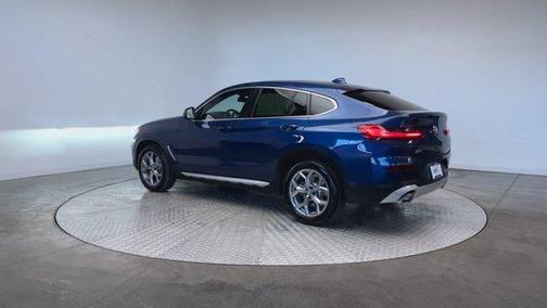 2023 BMW X4 xDrive30i
