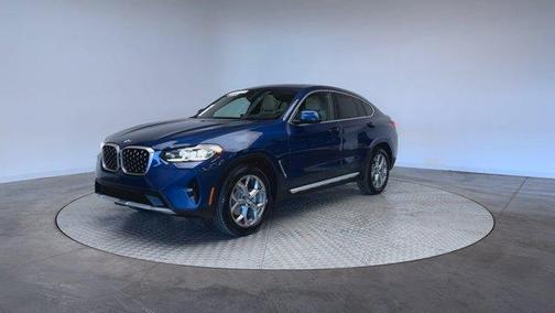 2023 BMW X4 xDrive30i