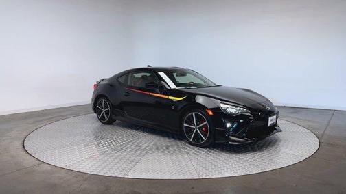 Raven Black 2019 Toyota 86 TRD SE