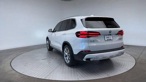 2024 BMW X5 PHEV xDrive50e