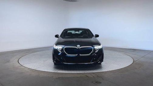 2026 BMW 530 i xDrive