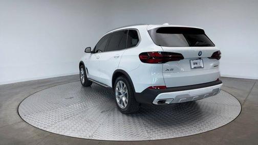 2025 BMW X5 PHEV xDrive50e