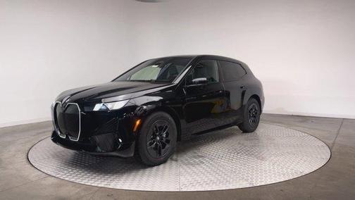 2026 BMW iX xDrive60