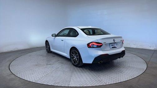 2024 BMW 230 i xDrive