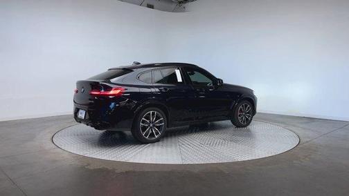 2022 BMW X4 M40i