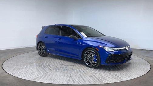 2025 Volkswagen Golf R 2.0T