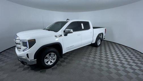 2024 GMC Sierra 1500 SLE