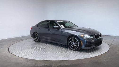 2021 BMW 330 i