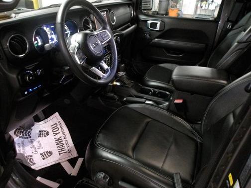 2022 Jeep Wrangler Unlimited 4xe Sahara