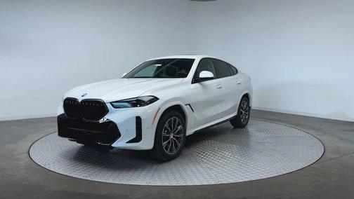 Mineral White Metallic 2027 BMW X6 xDrive40i