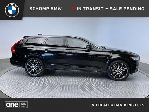 2018 Volvo V90 Cross Country T6