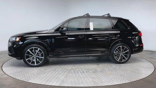 2020 Audi Q7 55 Premium Plus