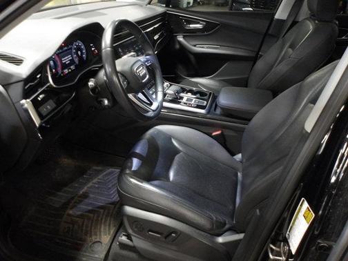 2020 Audi Q7 55 Premium Plus