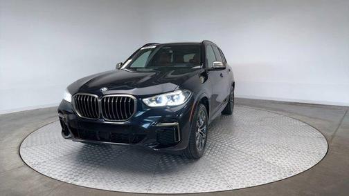 2022 BMW X5 M50i