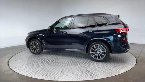 2022 BMW X5 M50i