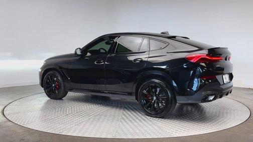 2023 BMW X6 xDrive40i
