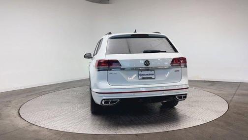 2021 Volkswagen Atlas 3.6 SE w/ Technology R-Line