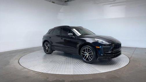 2022 Porsche Macan Base