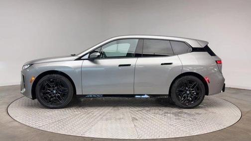 2026 BMW iX xDrive60