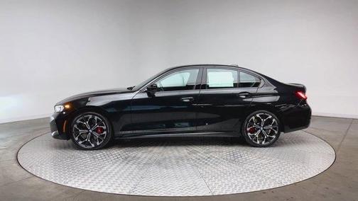 2025 BMW 330 i xDrive