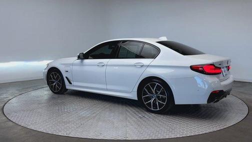 2023 BMW 530e 530e xDrive