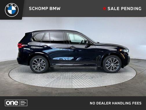 Carbon Black Metallic 2026 BMW X5 xDrive40i