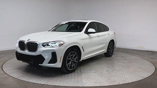2025 BMW X4 xDrive30i