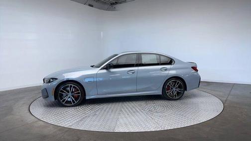 2023 BMW 330e xDrive
