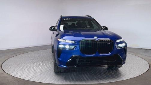 2024 BMW X7 M60i