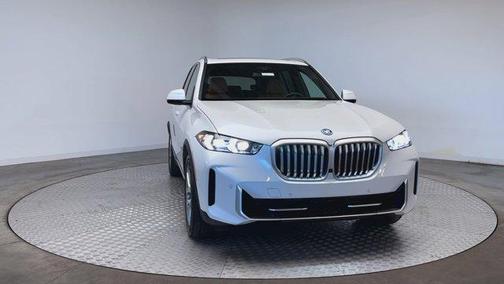 2026 BMW X5 PHEV xDrive50e