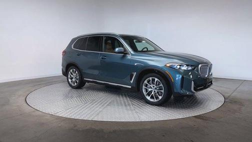 Blue Ridge Mountain Metallic 2026 BMW X5 PHEV xDrive50e