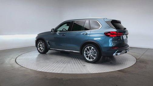 Blue Ridge Mountain Metallic 2026 BMW X5 PHEV xDrive50e