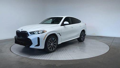 Mineral White Metallic 2027 BMW X6 xDrive40i