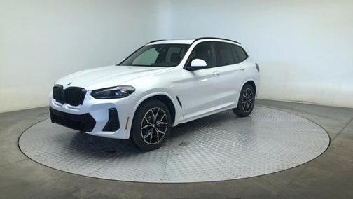 Mineral White Metallic 2023 BMW X3 xDrive30i