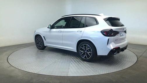 Mineral White Metallic 2023 BMW X3 xDrive30i