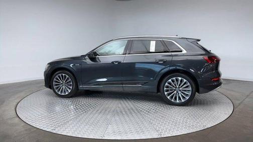 2019 Audi e-tron Prestige