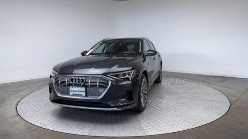 2019 Audi e-tron Prestige